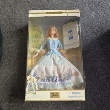 VINTAGE MATTEL 2001 BARBIE