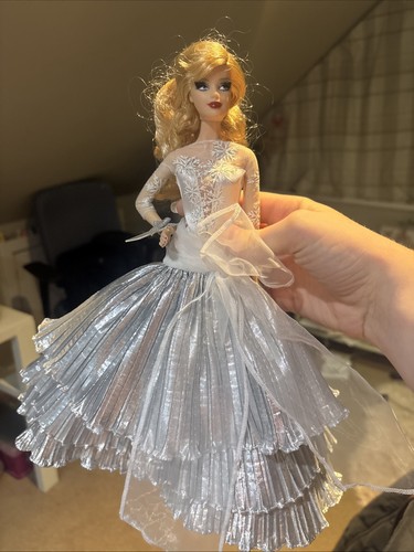 Mattel 2008 holiday barbie - mattel,