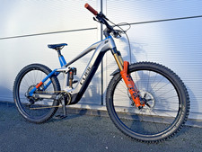 *WOW* CUBE HYBRID ACTION TEAM