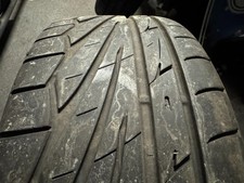 225/40x18 225 40 18 Toyo