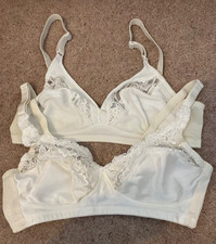 2 size 36B white bra john lewis & st michael, lace detail, non wired or padded
