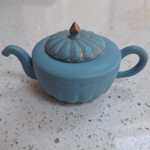 Turquoise blue miniature east - turquoise,