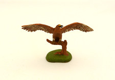 BRITAINS Vintage 1971 Plastic Eagle Figure 2" High