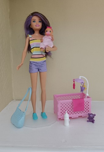 Barbie skipper babysitting - skipper,