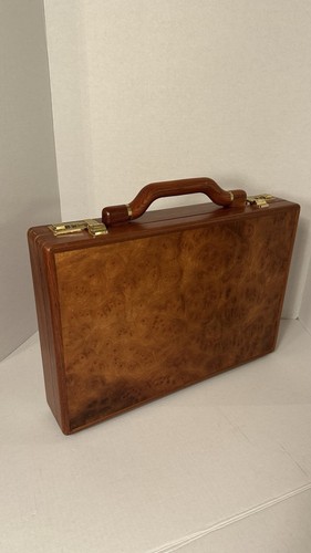 Attache case brand - attache, new