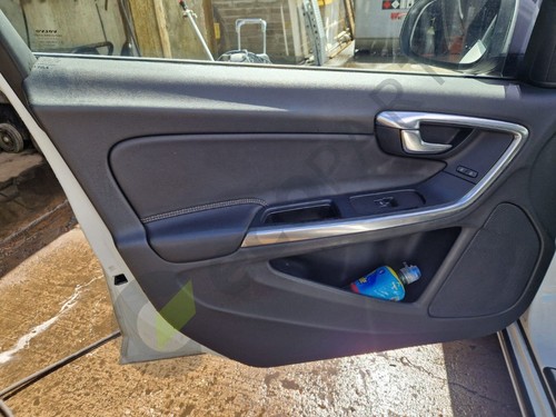 Volvo s60 mk2 door pannel - volvo, left