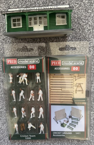 Peco cricket players - peco, &