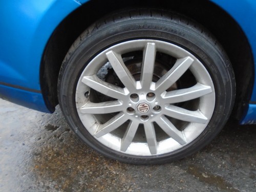 Se gt 5dr - 12, offside
