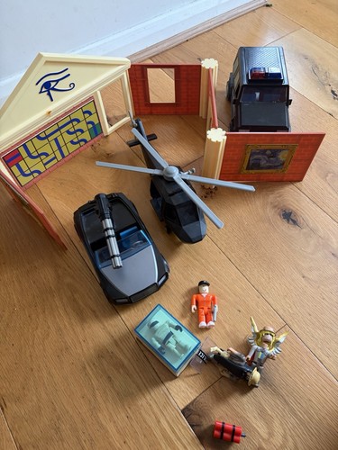 Roblox jazwares toy bundle - toy,