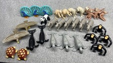 Bundle of  32 Playmobil