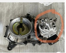 MERCEDES FUEL DISTRIBUTOR