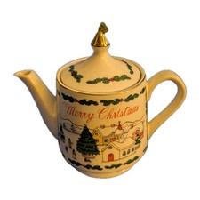 Merry Christmas Made In Japan Vintage Teapot