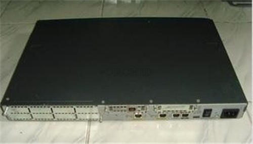 Used 1pcs cisco 2600 series - 1pcs,