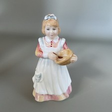 Vintage Royal Doulton "Mother's Helper" HN 3650 Figurine, 1994
