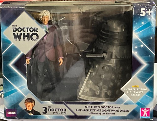 Third who and dalek toysrus - dr,
