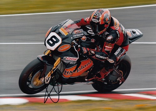 Ryuichi kiyonari hand - kiyonari,