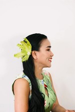 Small Feathers Fascinator