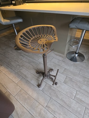 Cast iron bar stool industrial - bar,