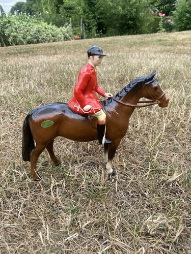Beswick huntsman brown - on,