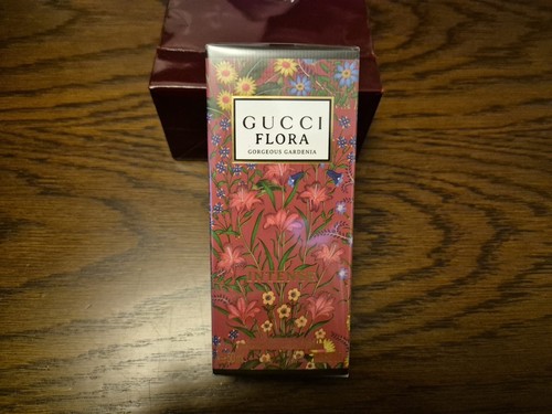 Gucci flora gardenia intense - flora,