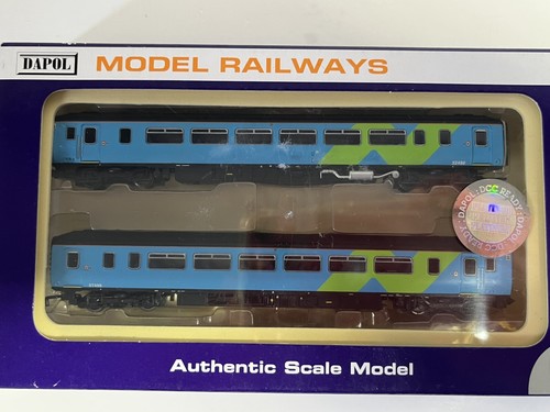 Dapol class 156 dmu - class, northern