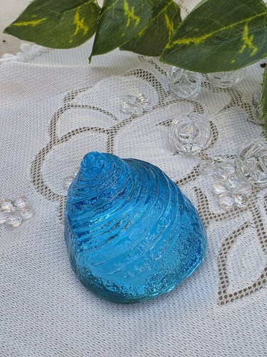 Parlane blue glass conche - parlane,