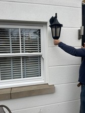 8. X  Outdoor Coach Lights