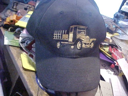 Oshkosh truck old 1917 - 1, cap