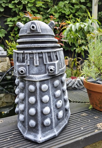 Doctor who darlek cement - doctor,