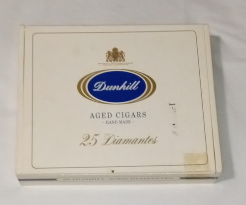 Dunhill aged cigar box 25 - -,