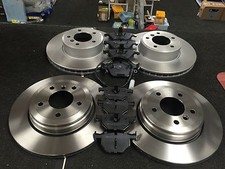 BMW 520D MSPORT ESTATE E61 BRAKE DISCS BRAKE PADS SENSOR FRONT REAR  324/310