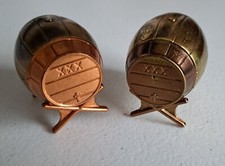 2 Vintage minature brass whisky barrels