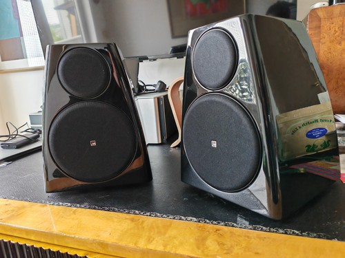 Meridian dsp3200 speakers - meridian,