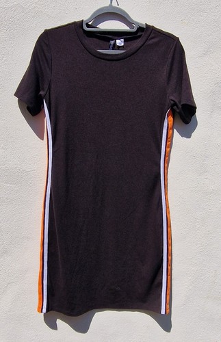 Divided black ribbed t - black,