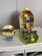 Peppa Pig Toy Bundle Take Along Folding House & Camper Van Set With 4 figures