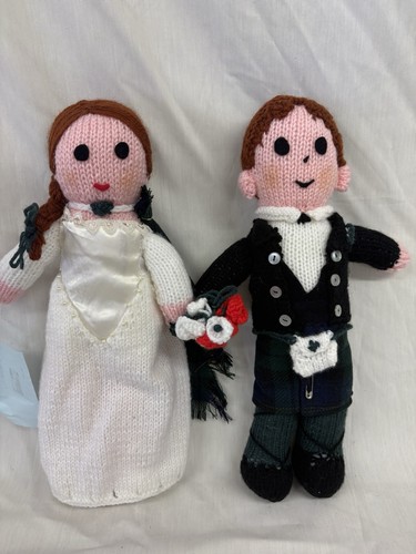 Knitted scottish bride and - scottish,