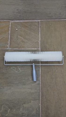 Spiked roller self levelling - spiked,