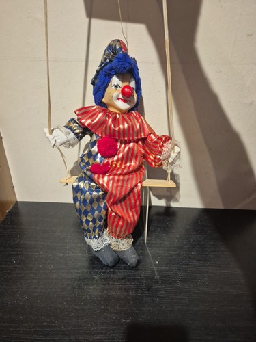 Vintage 1990s clown inches - vintage, 19