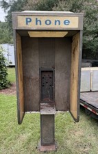 (1) Vintage Pay Phone Booth