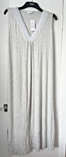 Bnwt grey lace - bnwt,
