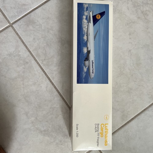 Herpa hogan wings 200 - 1:200, lh26