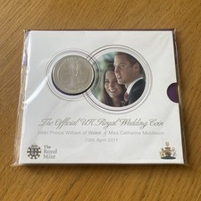 2011 ROYAL WEDDING £5 BRILLIANT UNCIRCULATED COIN IN ORIGINAL PACK #25031