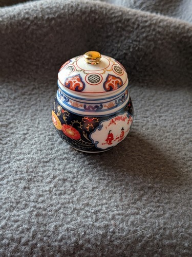 Del prado porcelain - porcelain, trinket