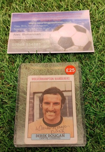 Derek dougan wolves - wolves, 1970s