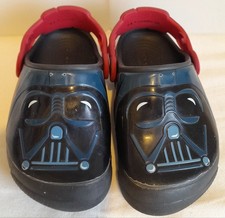 Star wars - Crocs - Light-up - Kids Size 9 - Darth Vader
