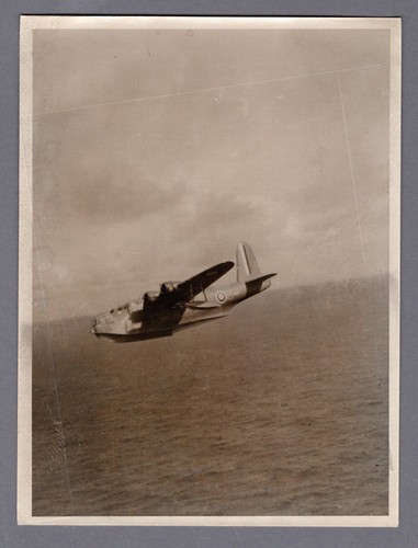 Short sunderland flying boat - sunderland,