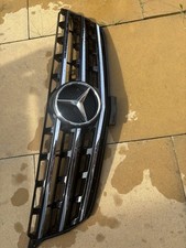 Merceds Benz ML W166  ML350 ML550 ML63 AMG Genuine Front Grill.  PN:A0008880060