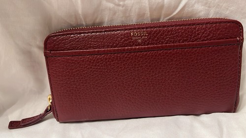 Genuine fossil leather wallet - fossil,