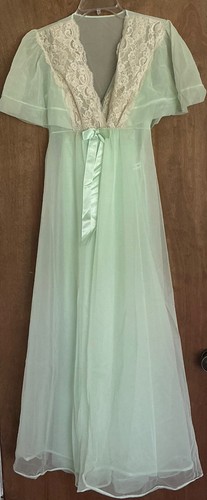 Vtg shadowline peignoir set - vtg,