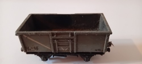 Hornby three rail ton - three, 16